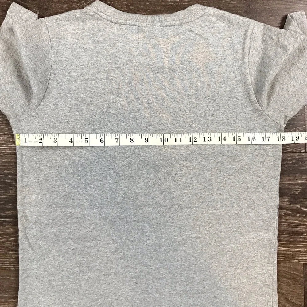 Bape Women’s A Bathing Ape Gray Camouflage Gorilla Graphic T-Shirt Size Small - Picture 8 of 10